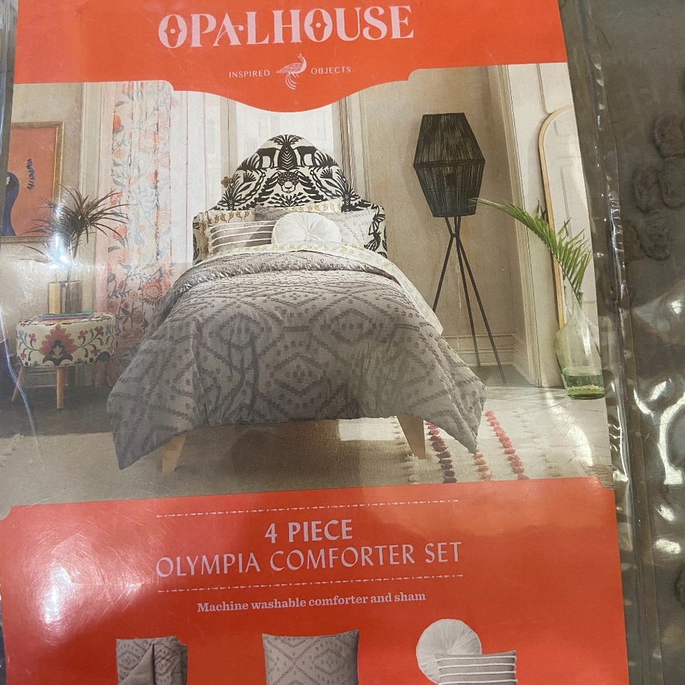Comforter set